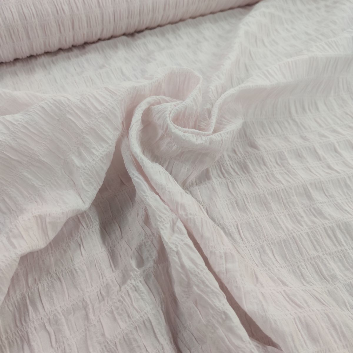 Détail matière tissu — Gaufré léger Robe 300x135cm