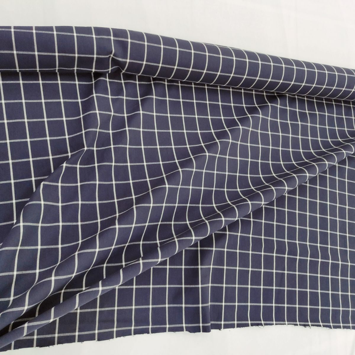 Zoom texture tissu - Carreaux Marine 150x140cm