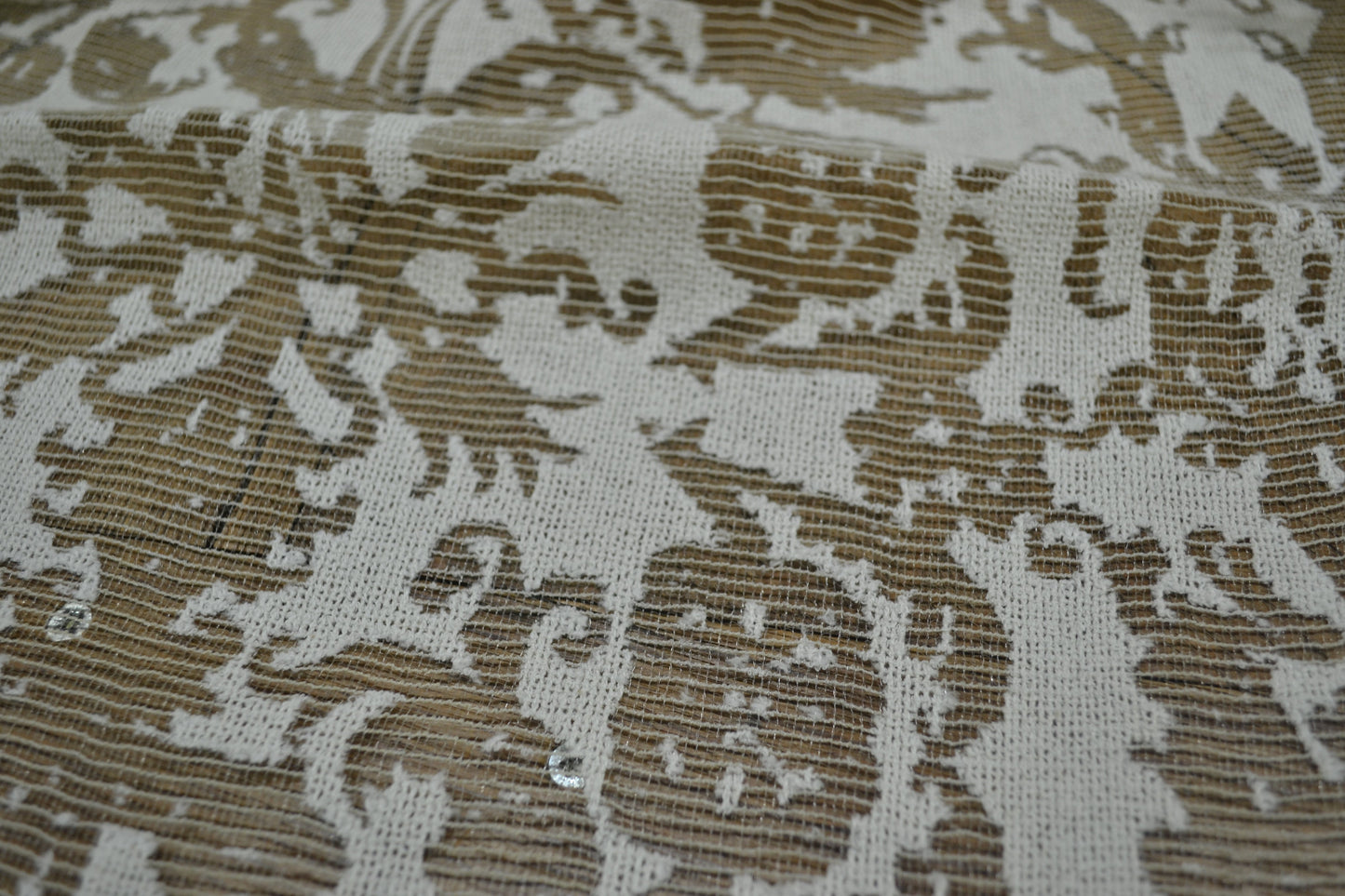 "Dentelle ajourée vintage 100x105cm - galon décoratif - Strasbourg Alsace - Autour du Tissu"