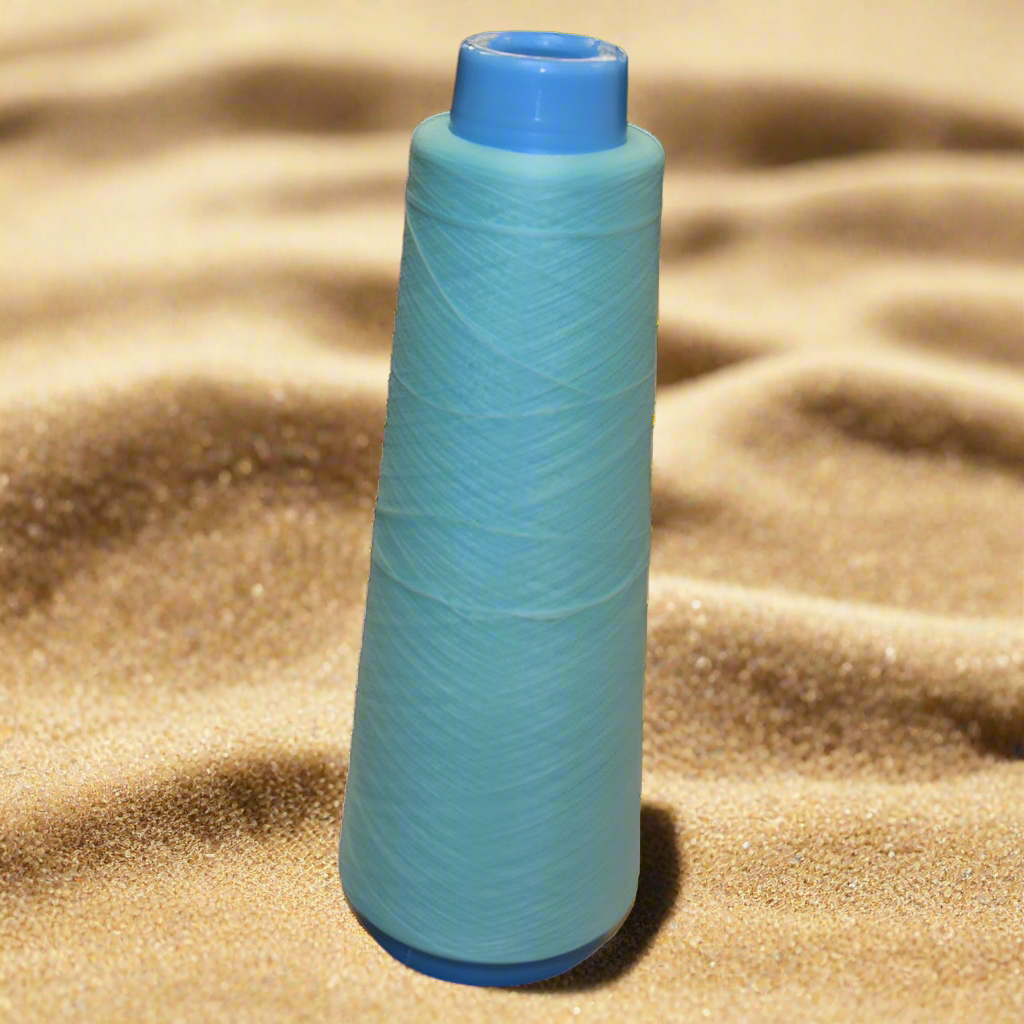 Bobine 3000 mètres de fil mousse bleu vert lagon - fil à coudre - Strasbourg Alsace - Autour du Tissu