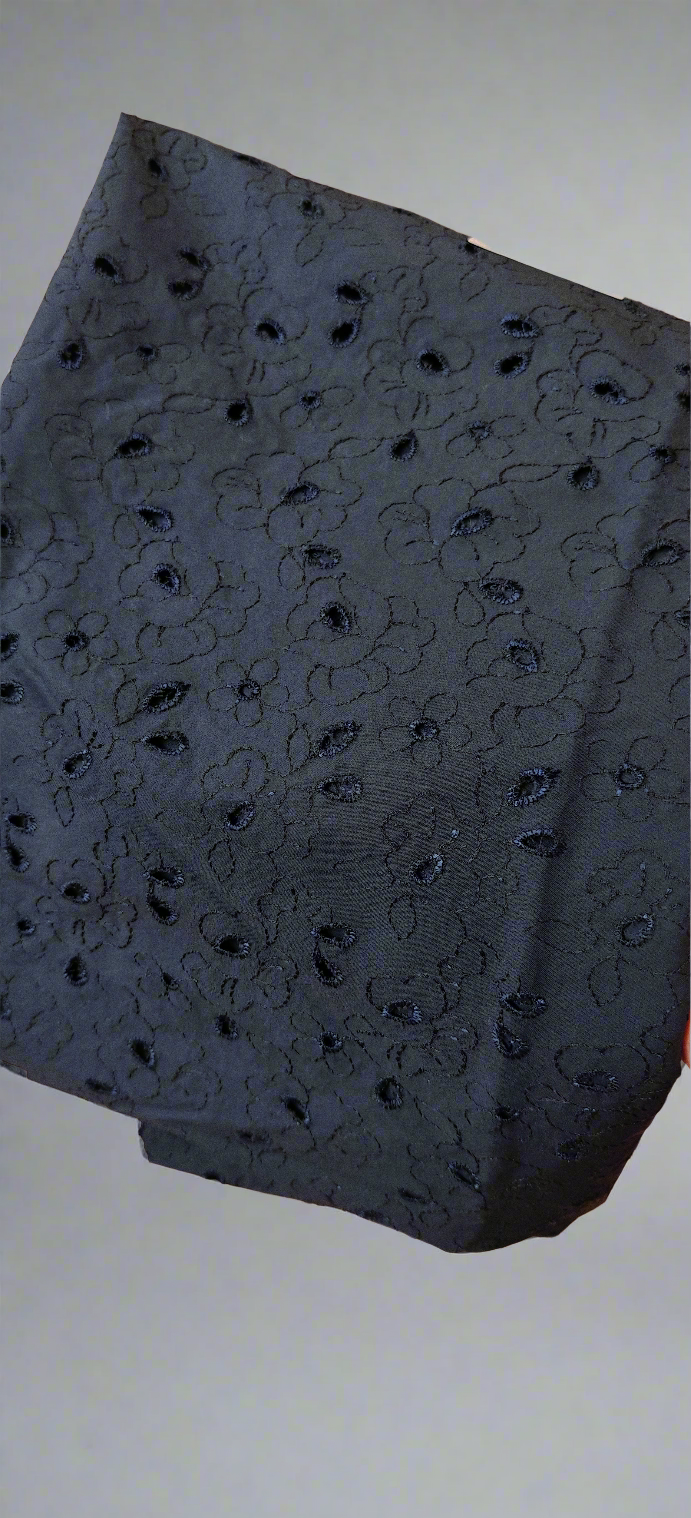 Tissu Bleu Marine Broderie Anglaise ajouré 150x140cm - Autour du Tissu