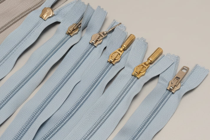 Détail texture — FERMETURE ÉCLAIR SÉPARABLE 35 À 120 CM - PLASTIQUE | Autour du Tissu Strasbourg