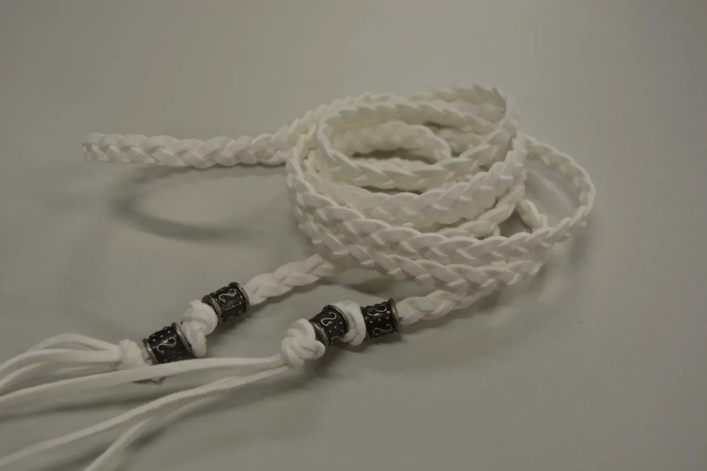 cor042cordon_tresse_lacette_naturel_ecru_autour_du_tissu_strasbourg