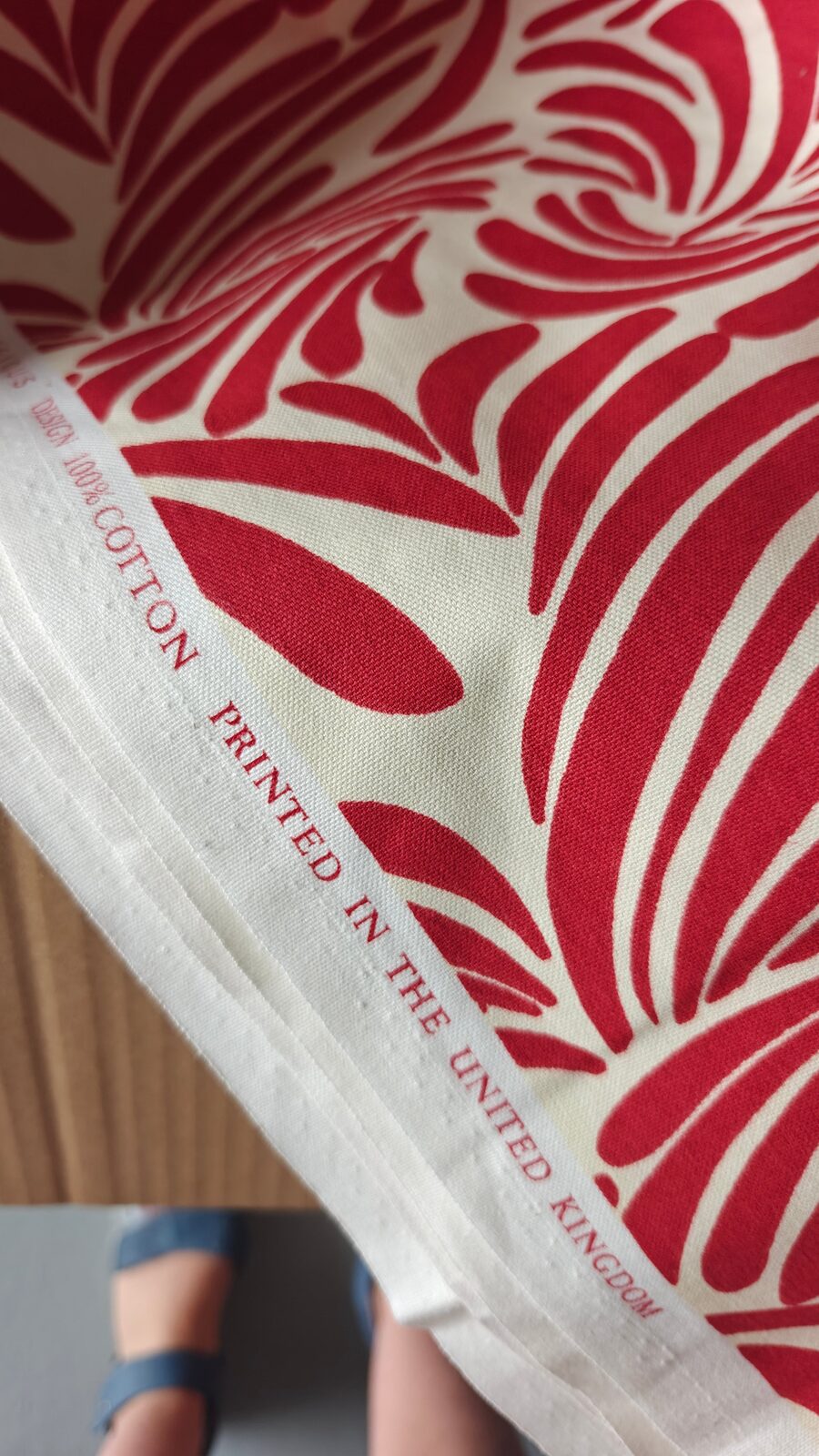 Coton 100% Tropical Rouge et Ecru - vue 2