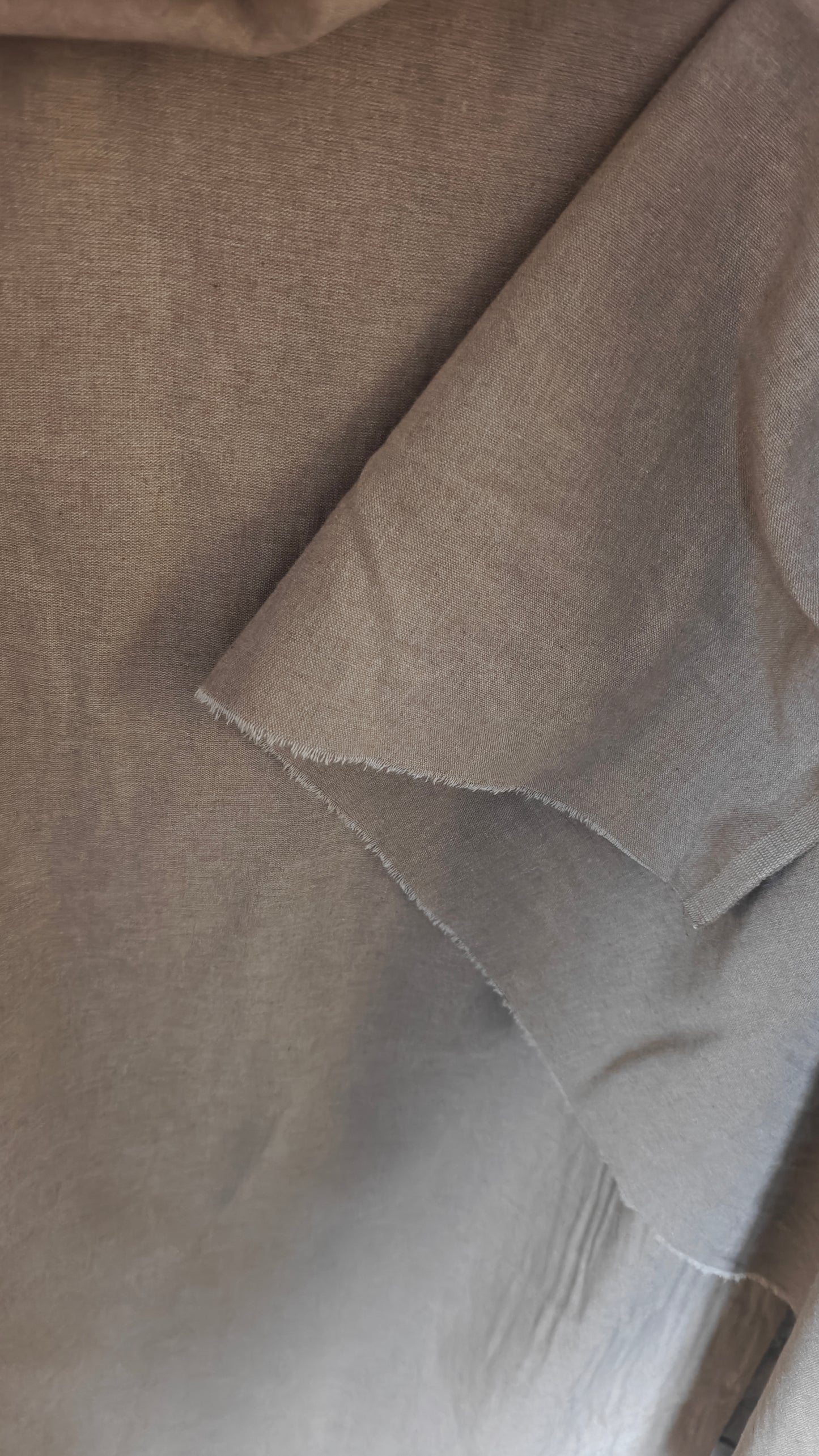 Toile Coton Aspect Lin Naturel au mètre x 165cm — Tissu récupéré des Vosges | Autour du Tissu