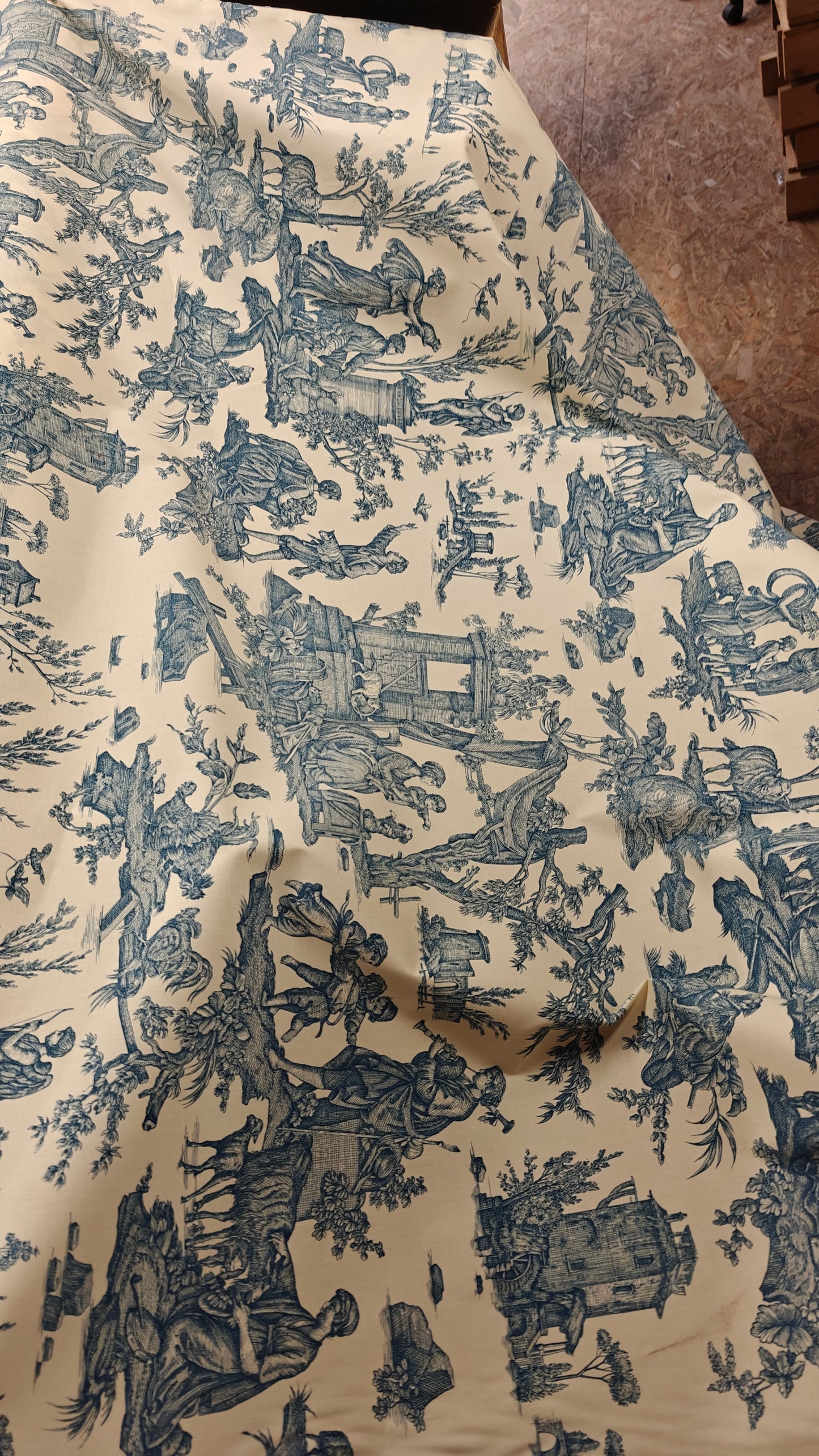 👑 Toile de Jouy bleu ou rouge écru au mètre - Pièce Rare