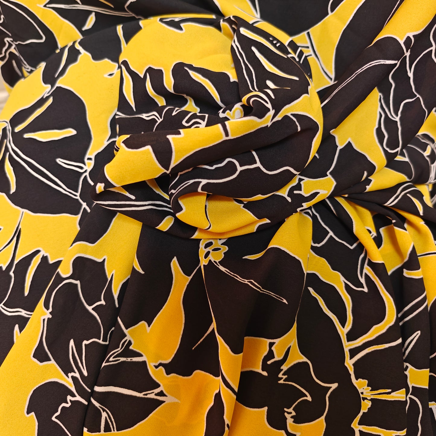 Viscose Crêpe Fleurie 160x140cm