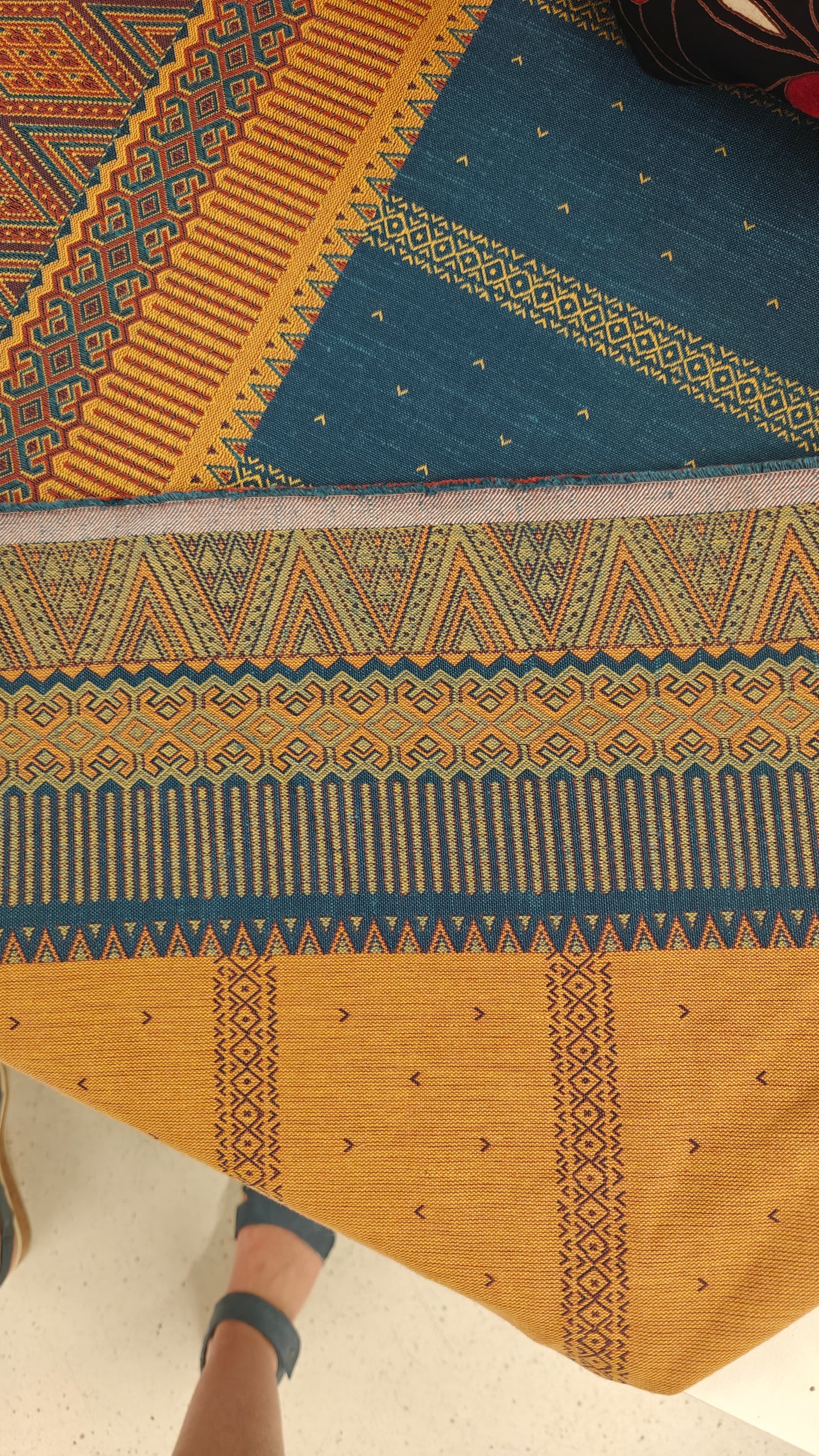 Jacquard Ethnique Bleu Petrole Ocre - 140cm
