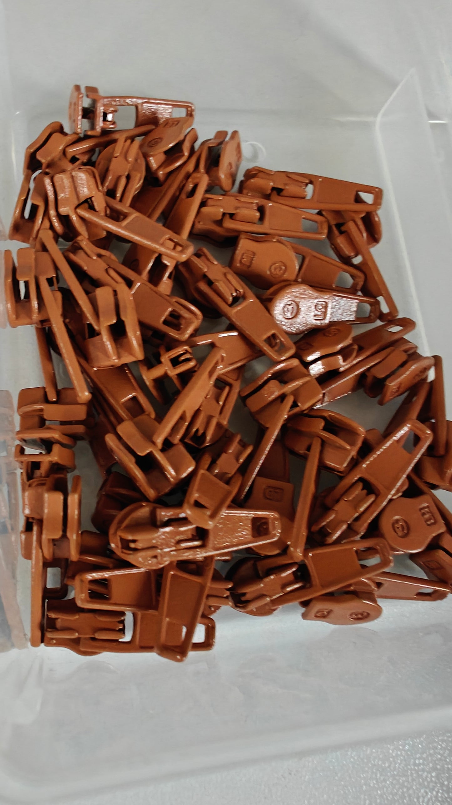 Curseur pour Fermetures Éclair au Mètre 4mm - Zip Bobine