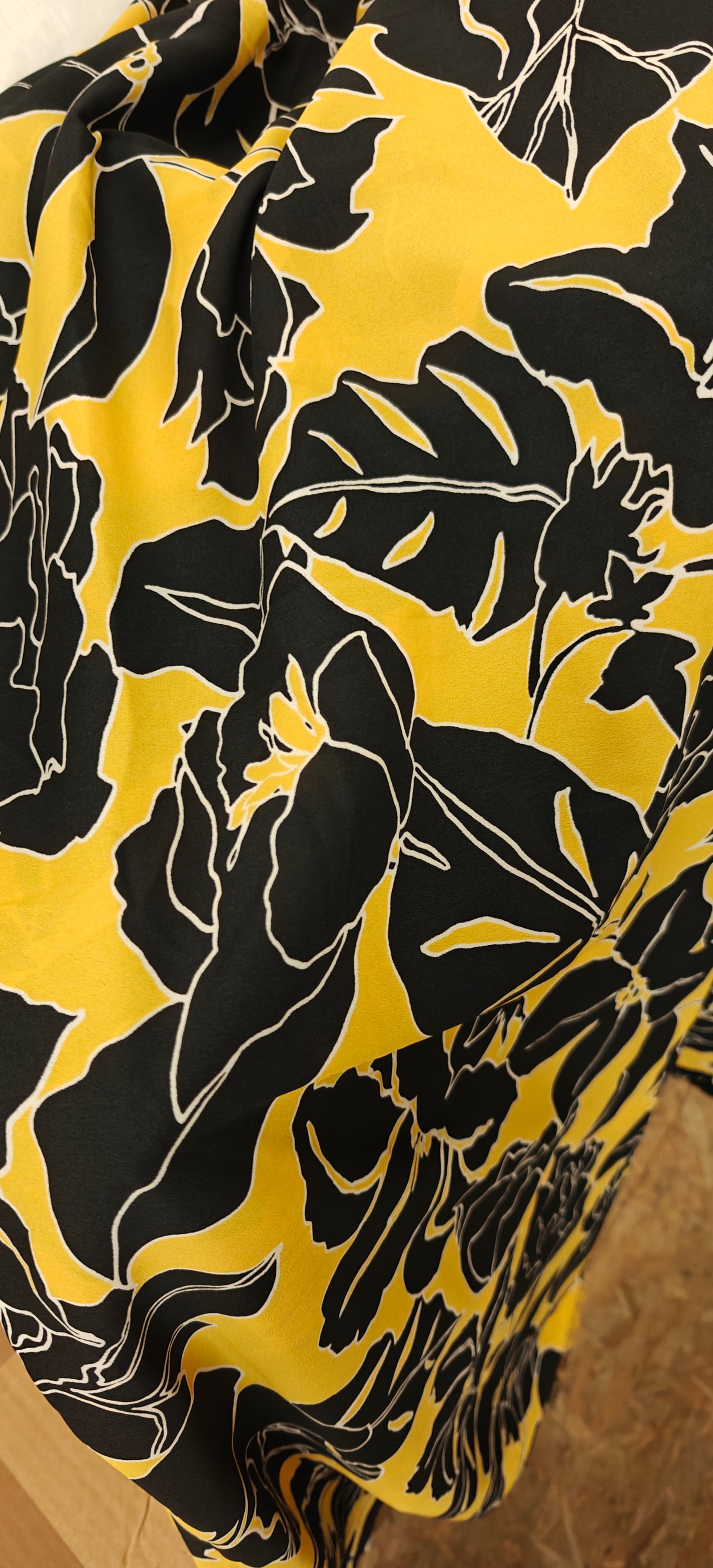 Viscose Crêpe Fleurie 160x140cm