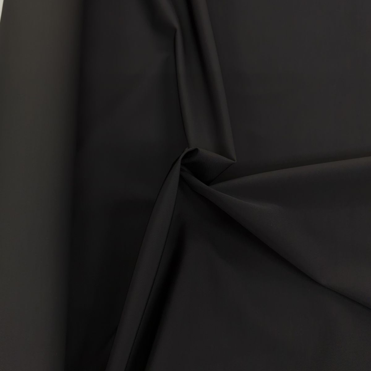 Toile enduite noire stretch sergé, coupon 100 x 140 cm, vue 2