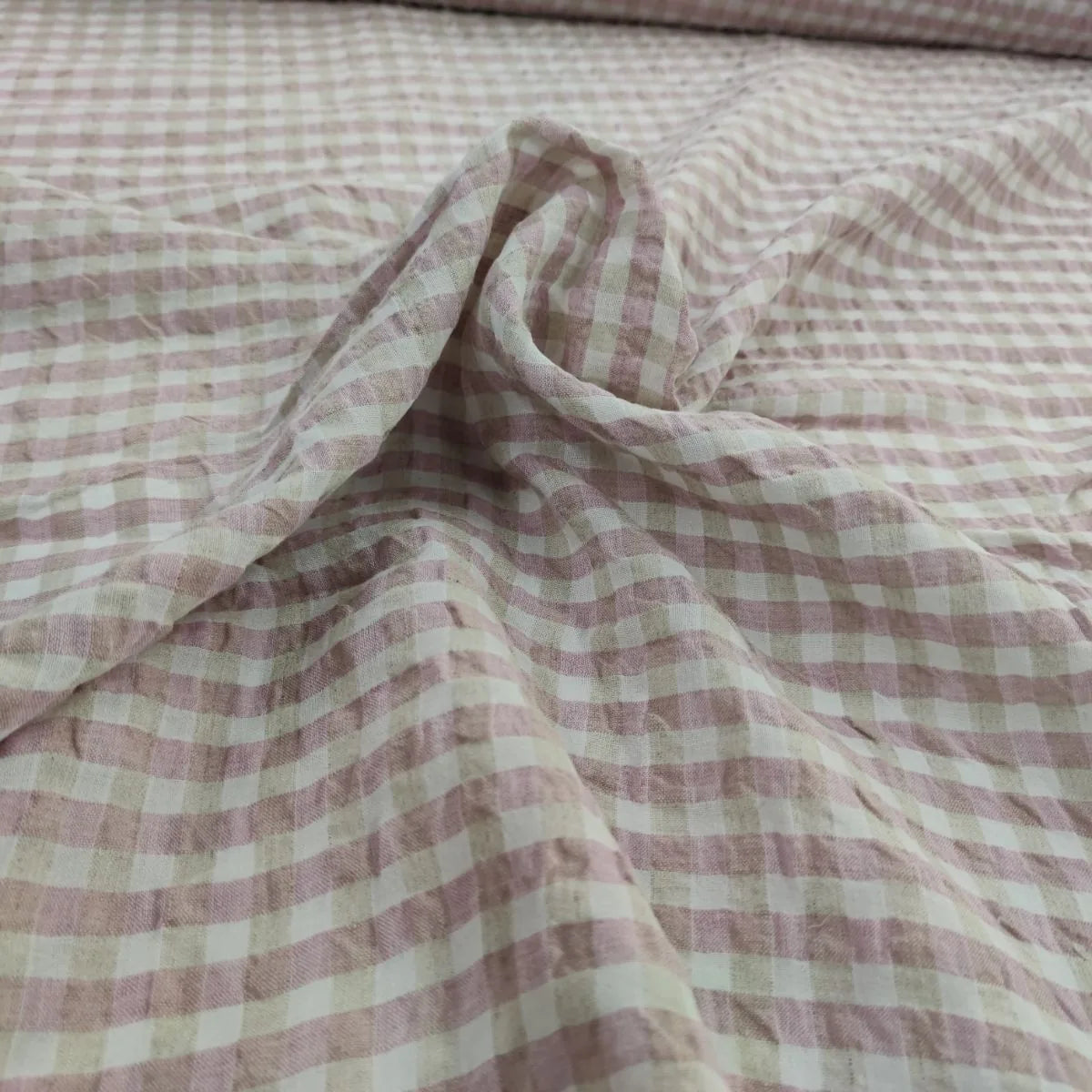 Gros plan qualité tissu - Autour du Tissu