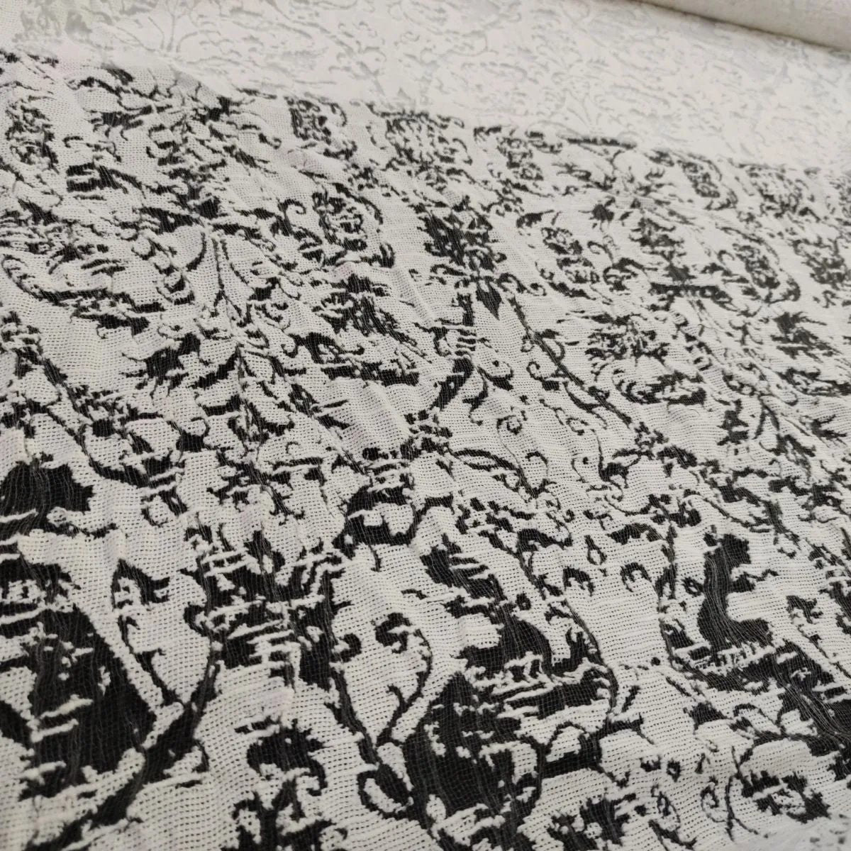 "Détail galon  - Dentelle ajourée vintage 100x105cm"