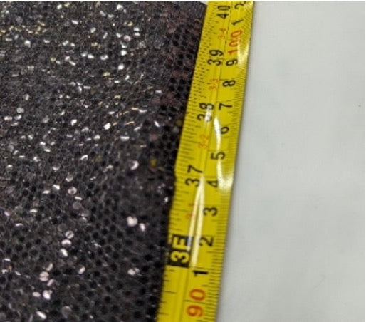 Détail matière tissu noir — Jupe prêt à coudre stretch Brillant noir 200x110cm