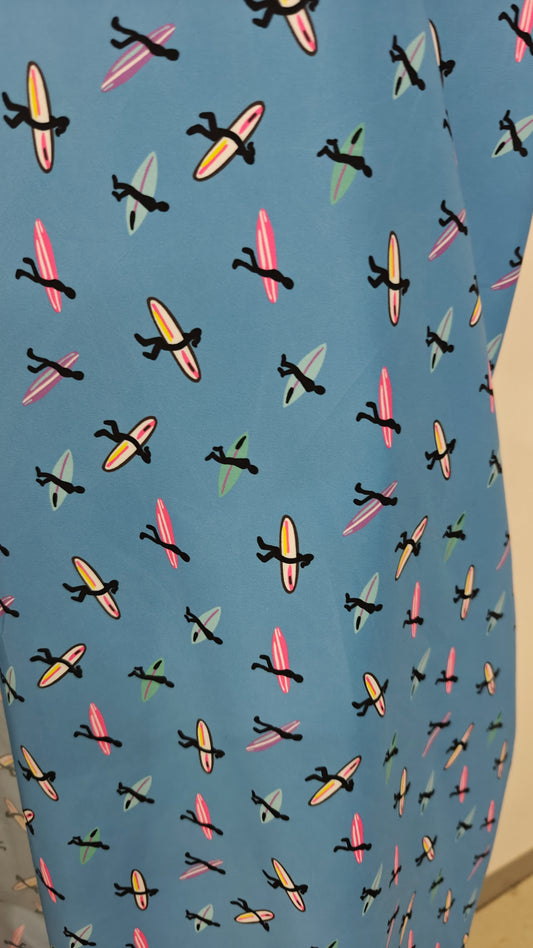 Doublure pl surfeurs fond bleu lavande – ADT116
