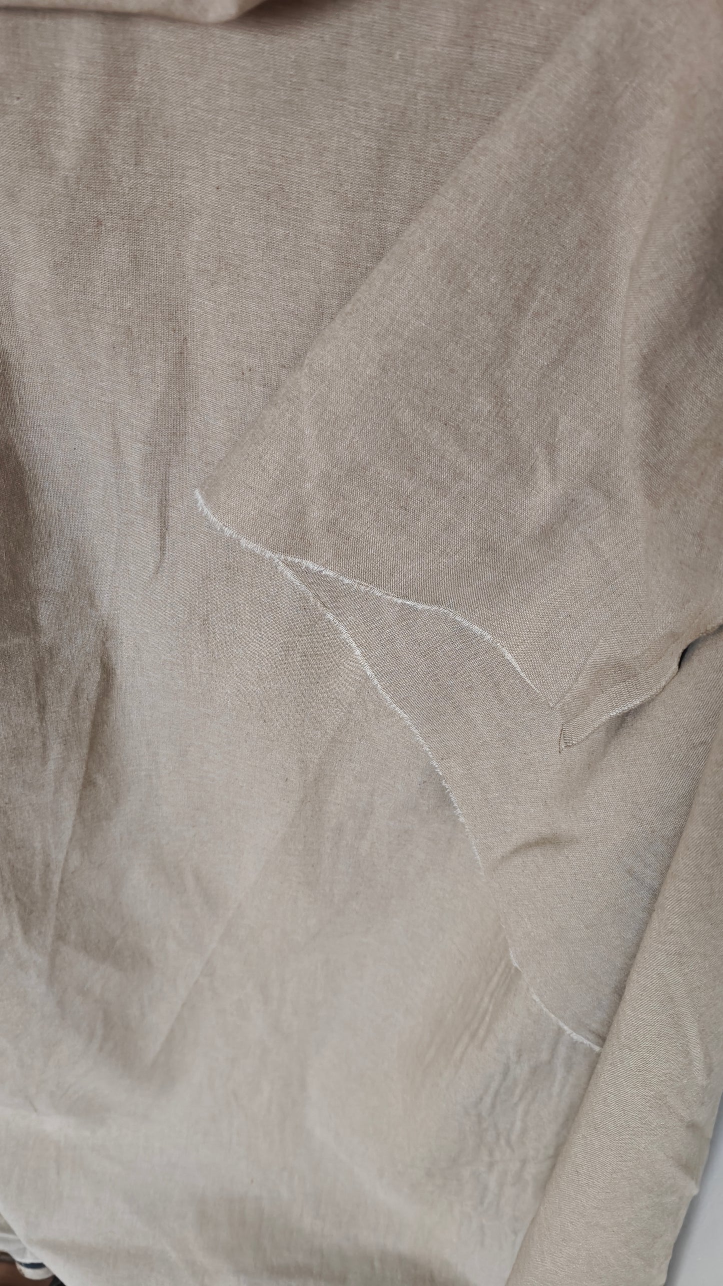 Toile Coton Aspect Lin Naturel au mètre x 165cm — Tissu récupéré des Vosges | Autour du Tissu