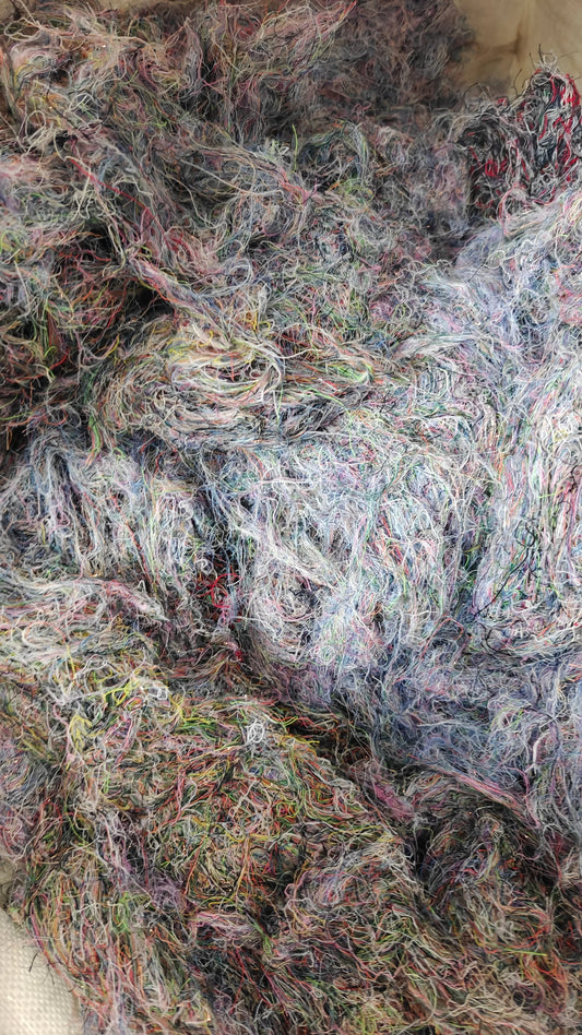 Détail — Bourre de fil des Vosges recyclée – Sachet 500 g o | Autour du Tissu Strasbourg