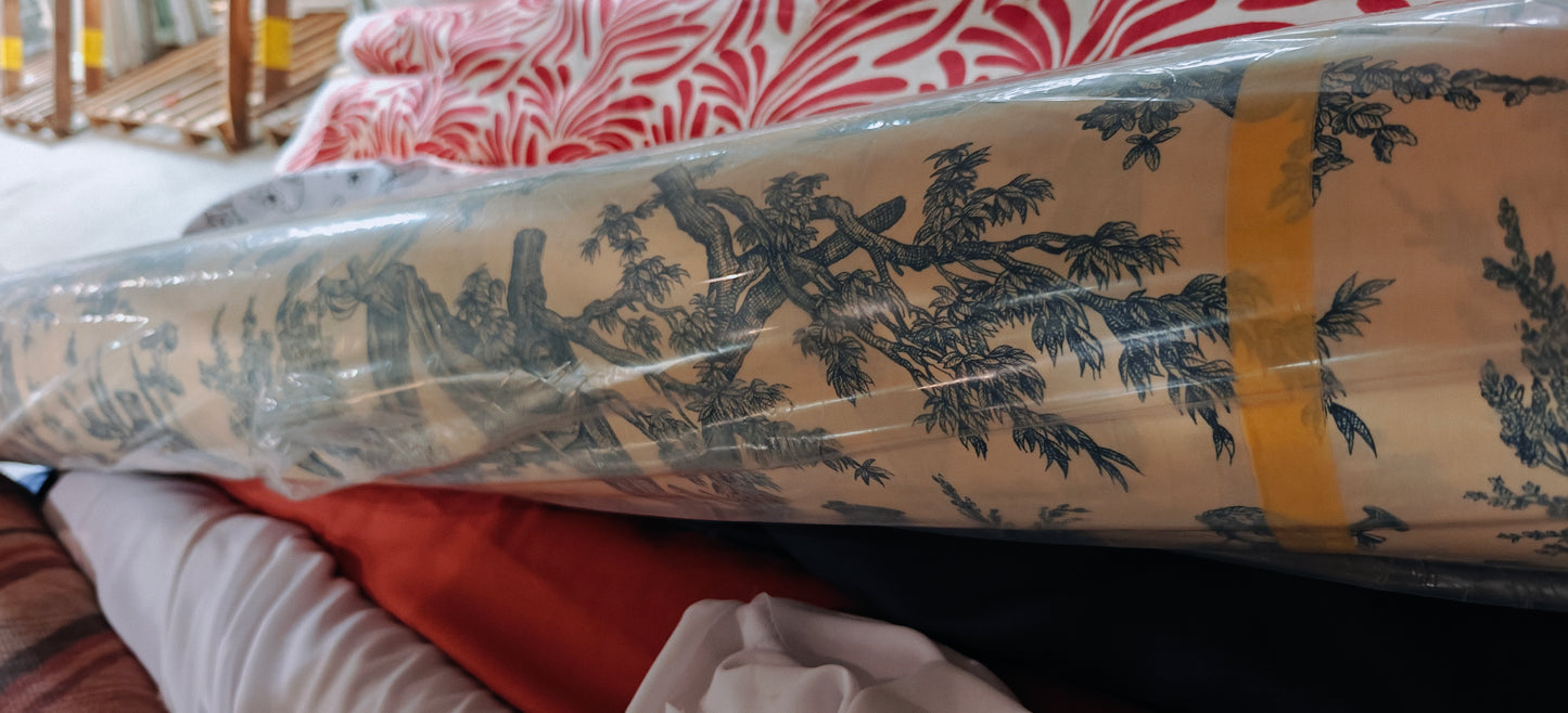 Toile de Jouy bleu écru au mètre