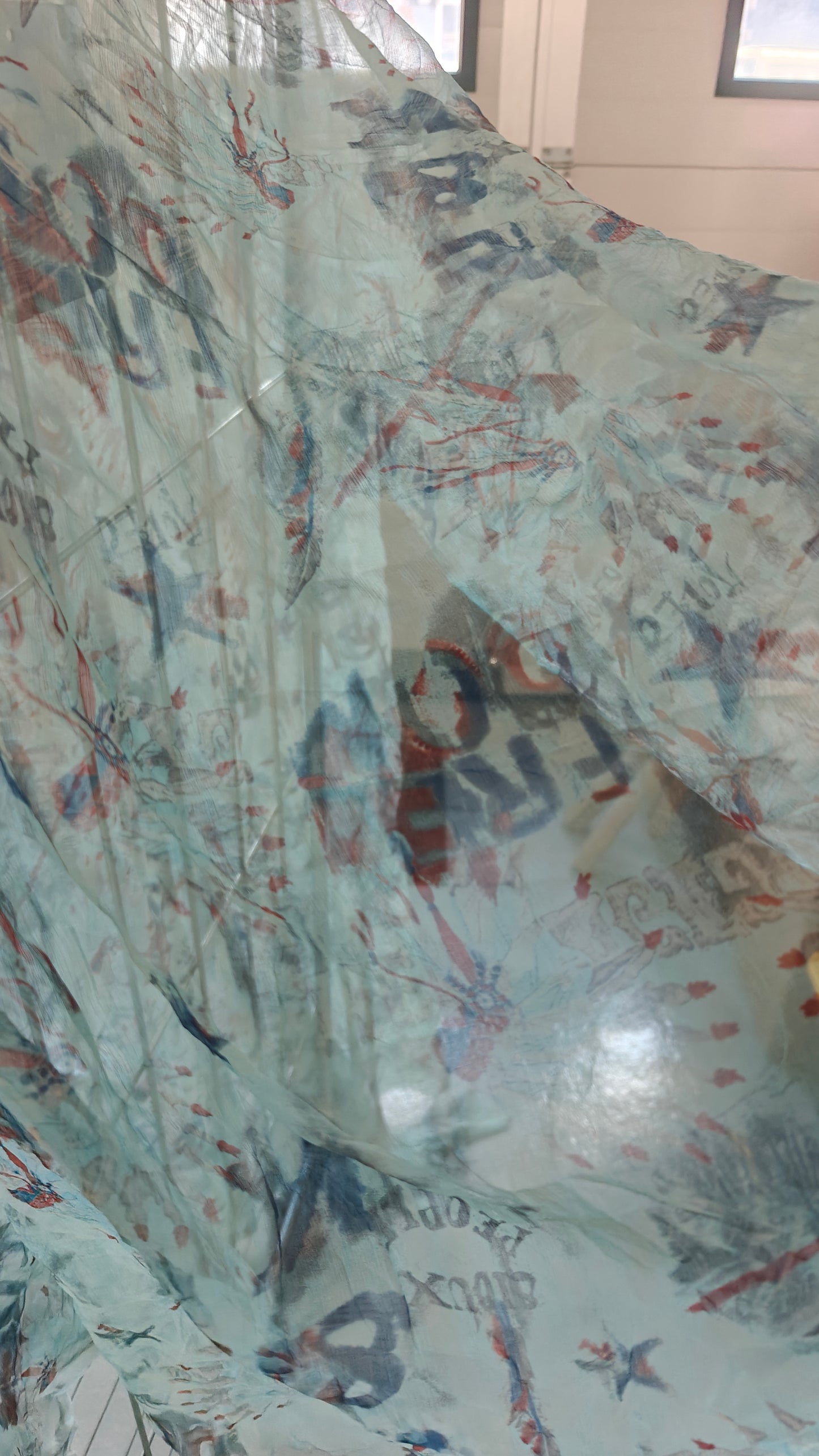 VOILAGE IMPRIME BLEU 250X140