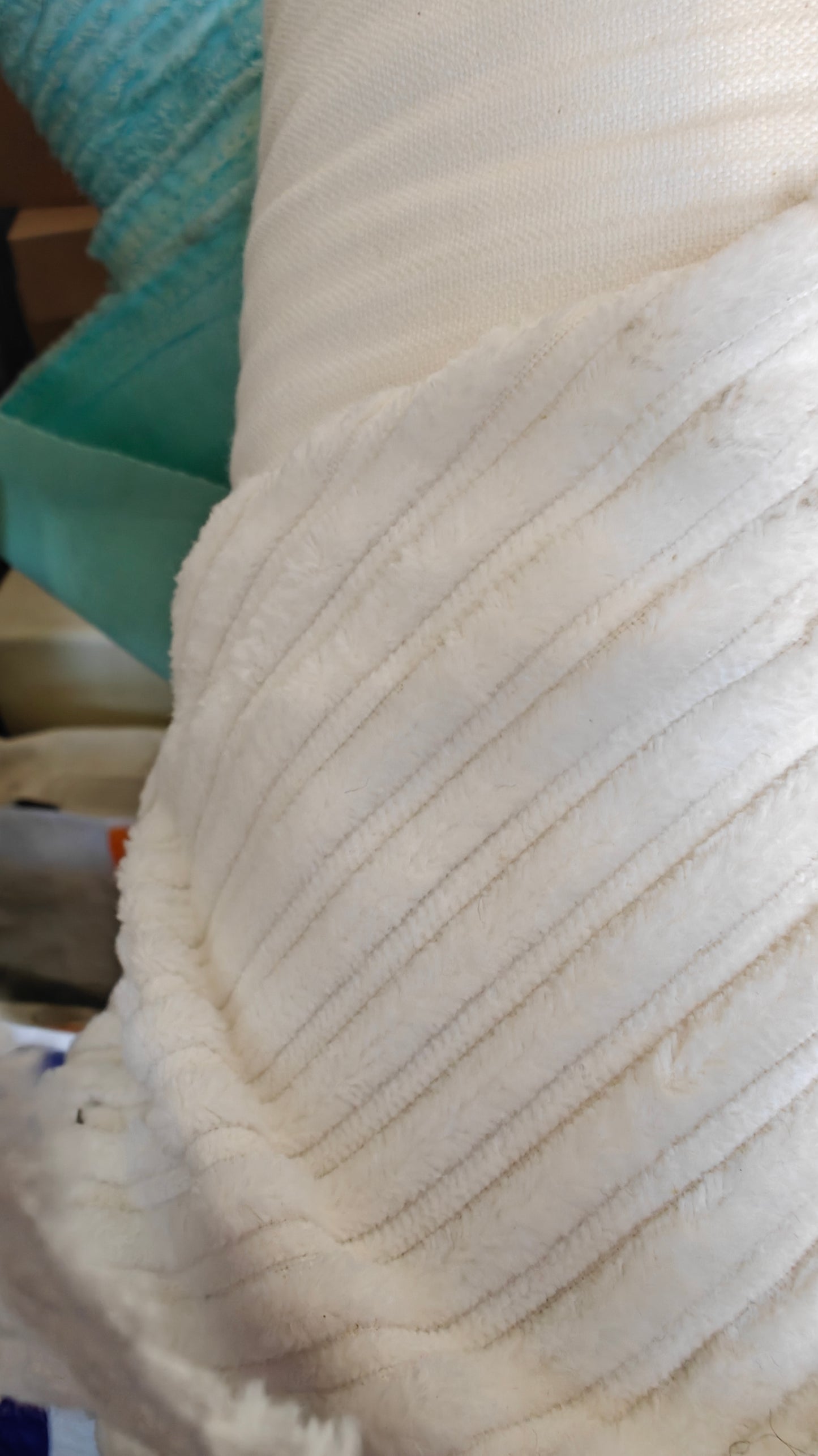 Velours grosses côtes blanc, fabrication alsacienne au mètre