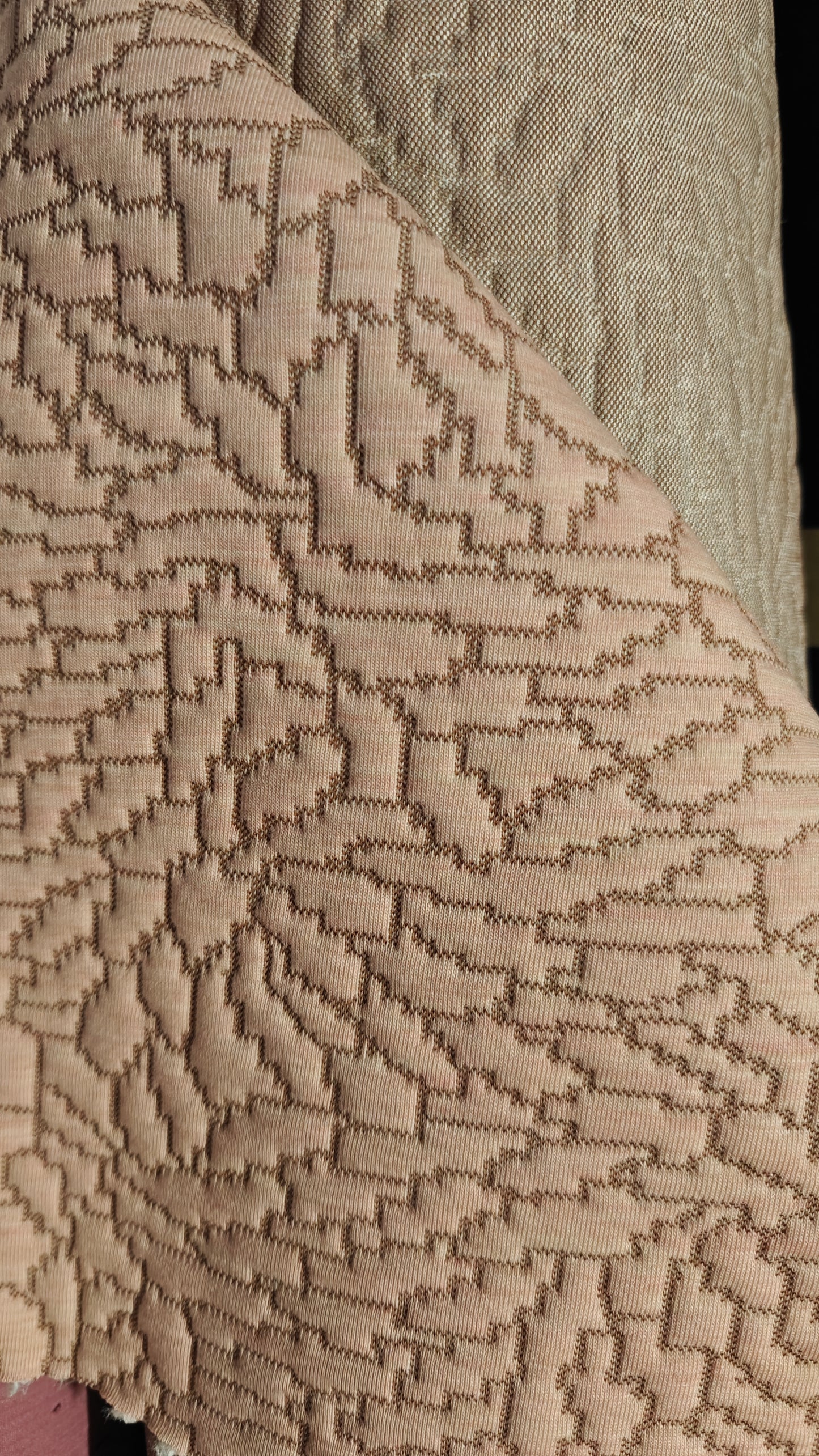 Molleton Graphique Rose au mètre