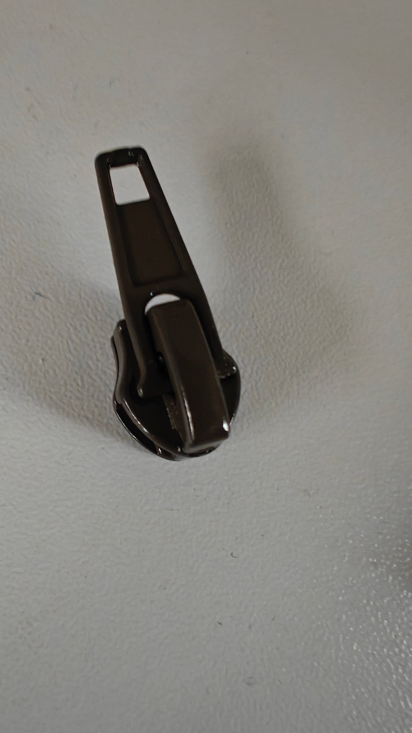 Curseur en métal 6mm assortis aux zips au mètre