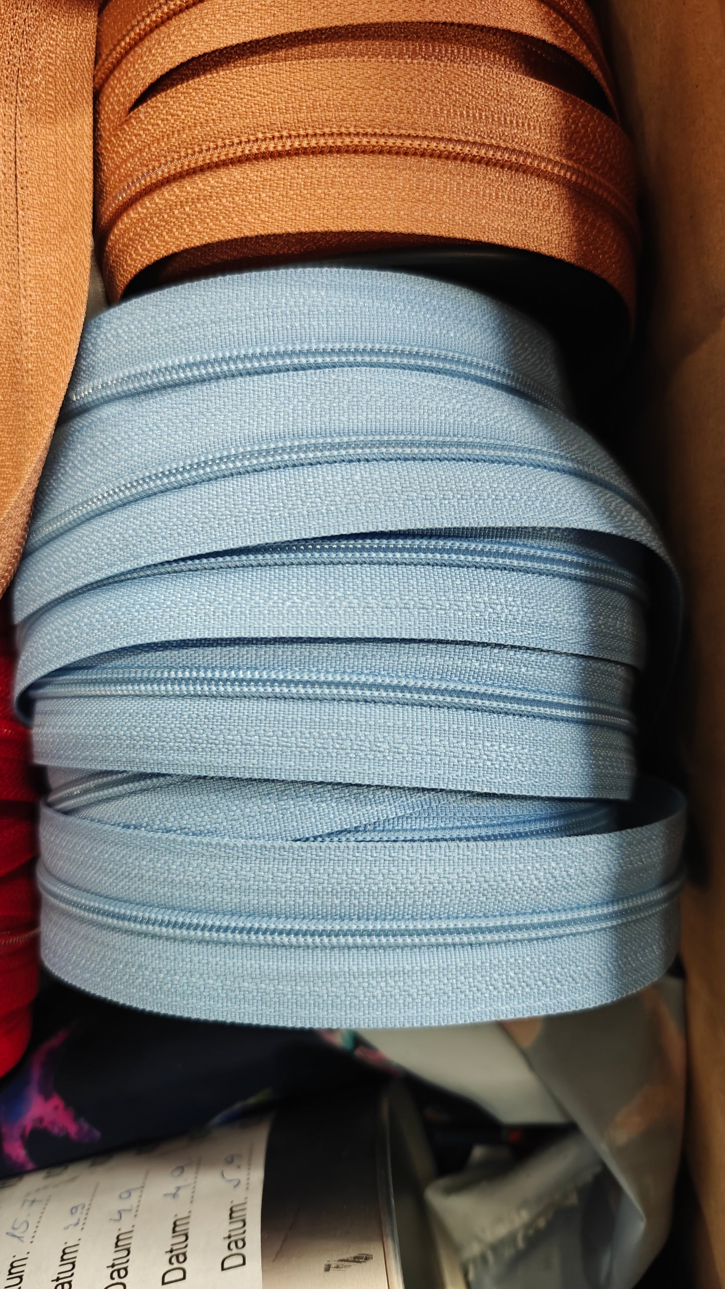 Fermetures Éclair au Mètre 4mm - Zip Bobine - Destockage Haut de Gamme - 1 Curseur/mètre inclus