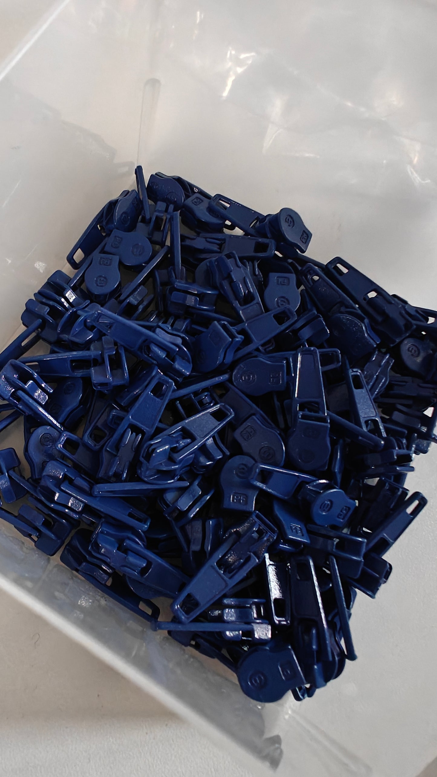 Curseur pour Fermetures Éclair au Mètre 4mm - Zip Bobine