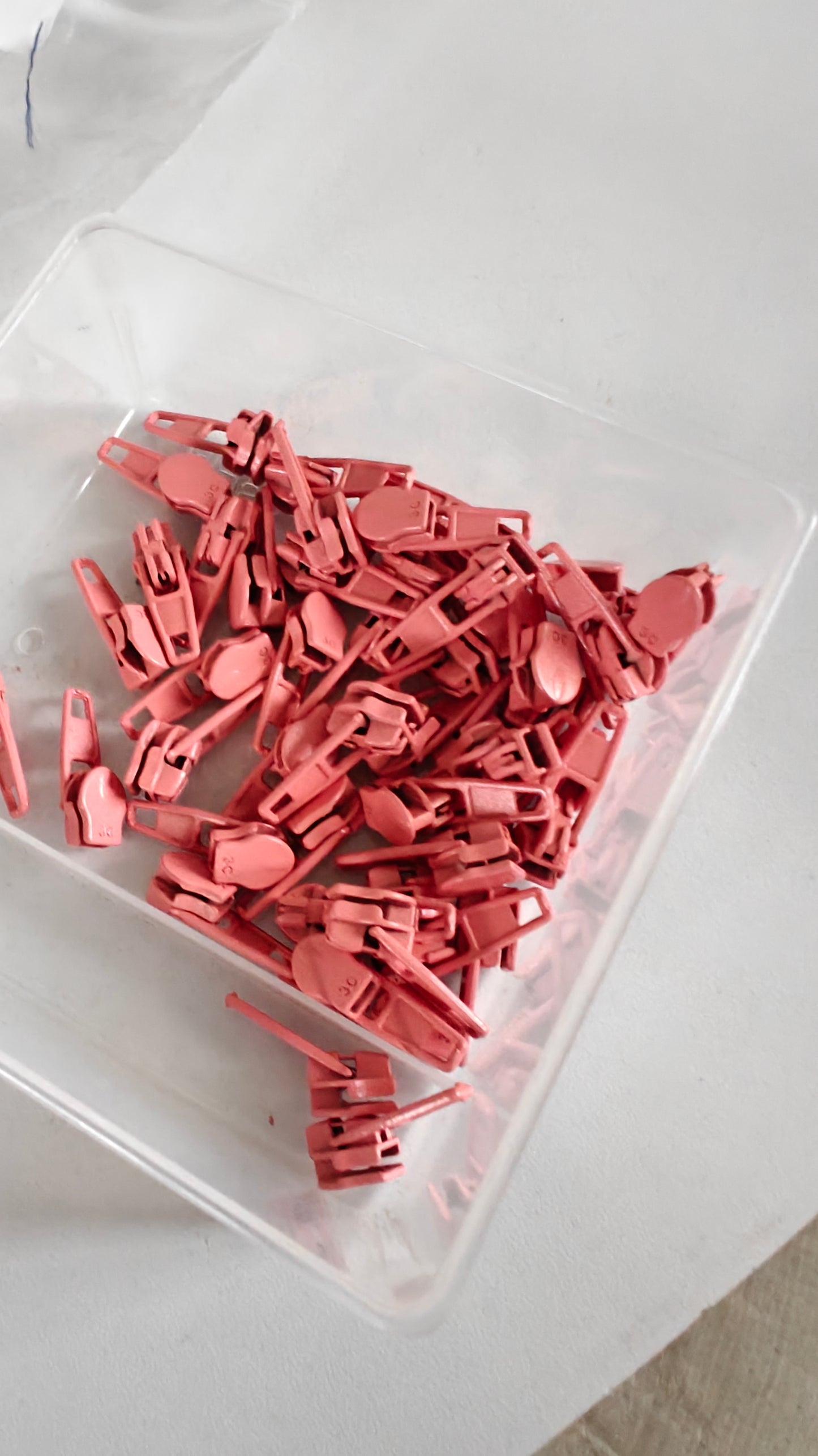 Curseur pour Fermetures Éclair au Mètre 4mm - Zip Bobine