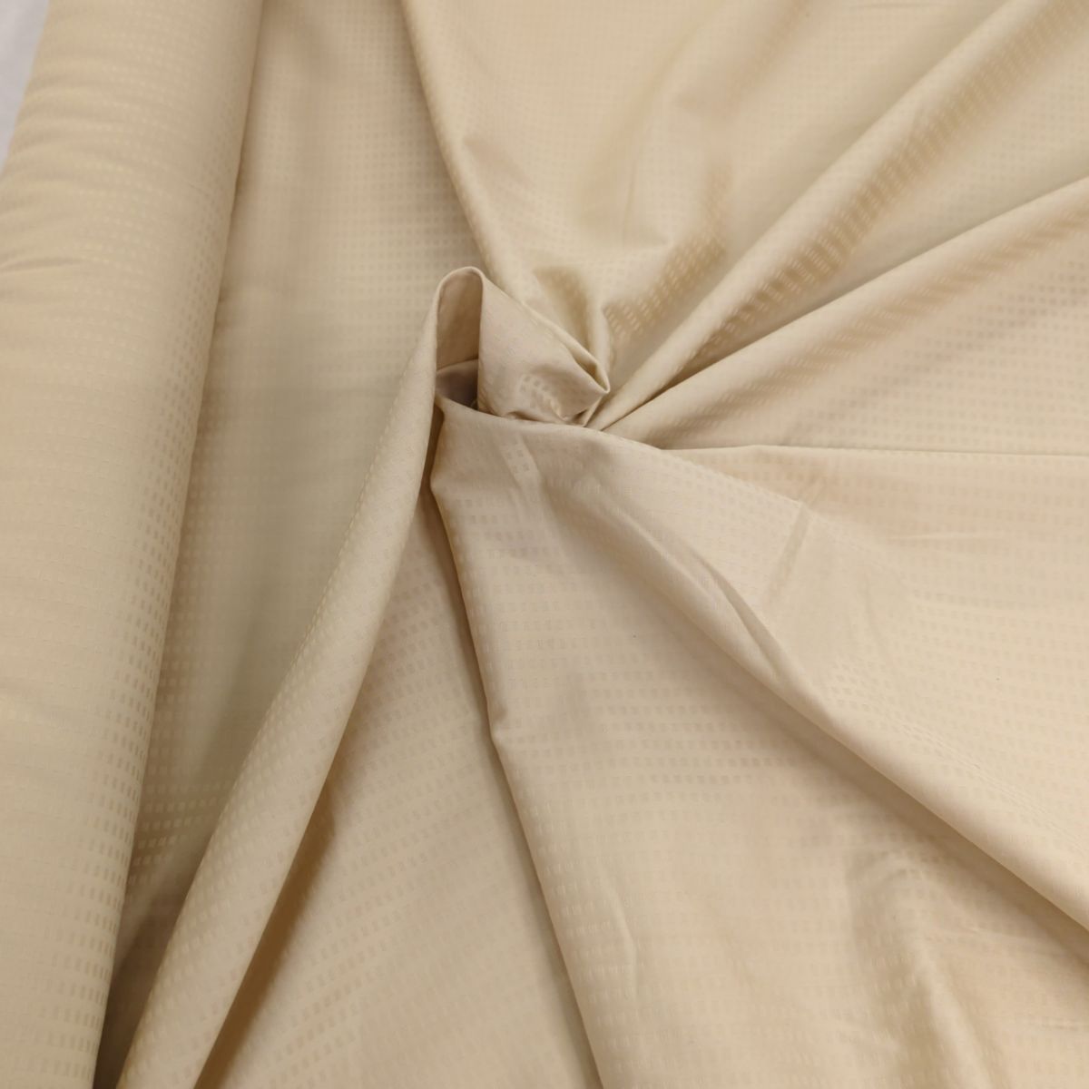 Grand Coupon petits carreaux beige polyester